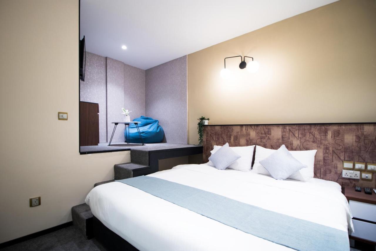 Harbour Ville Hotel - Hamilton Singapore Exterior photo