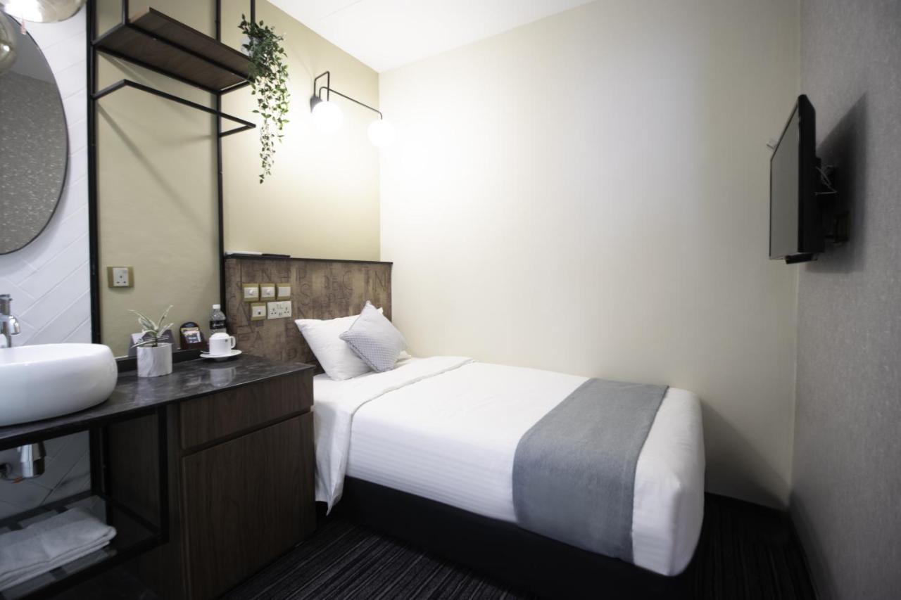 Harbour Ville Hotel - Hamilton Singapore Exterior photo